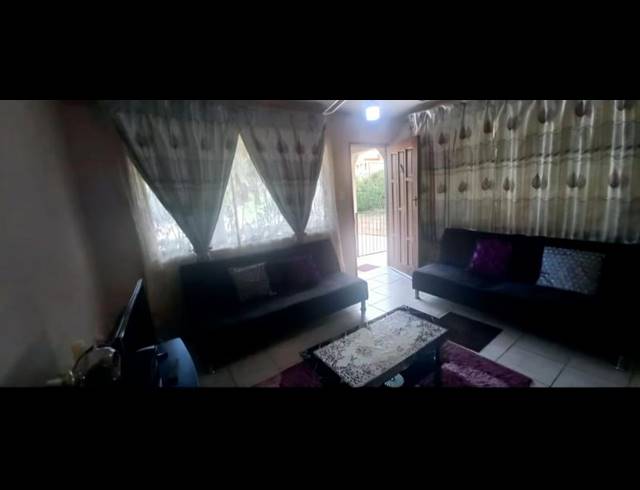 3 BEDROOM HOUSE FOR SALE IN CROSSMOOR